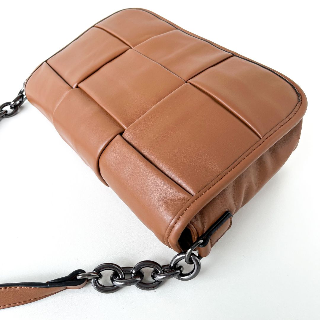 Crossbody Woven Puffer Manu Bag