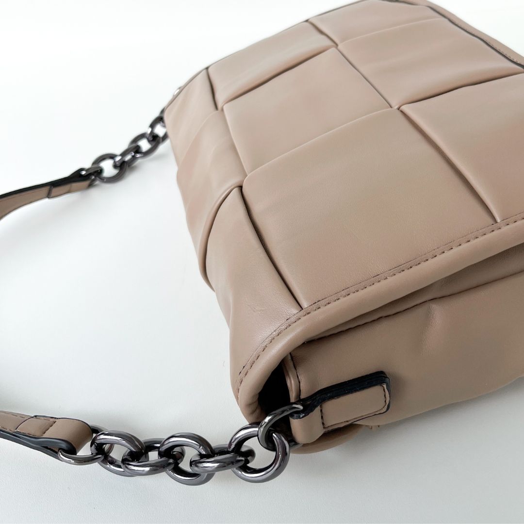 Crossbody Woven Puffer Manu Bag