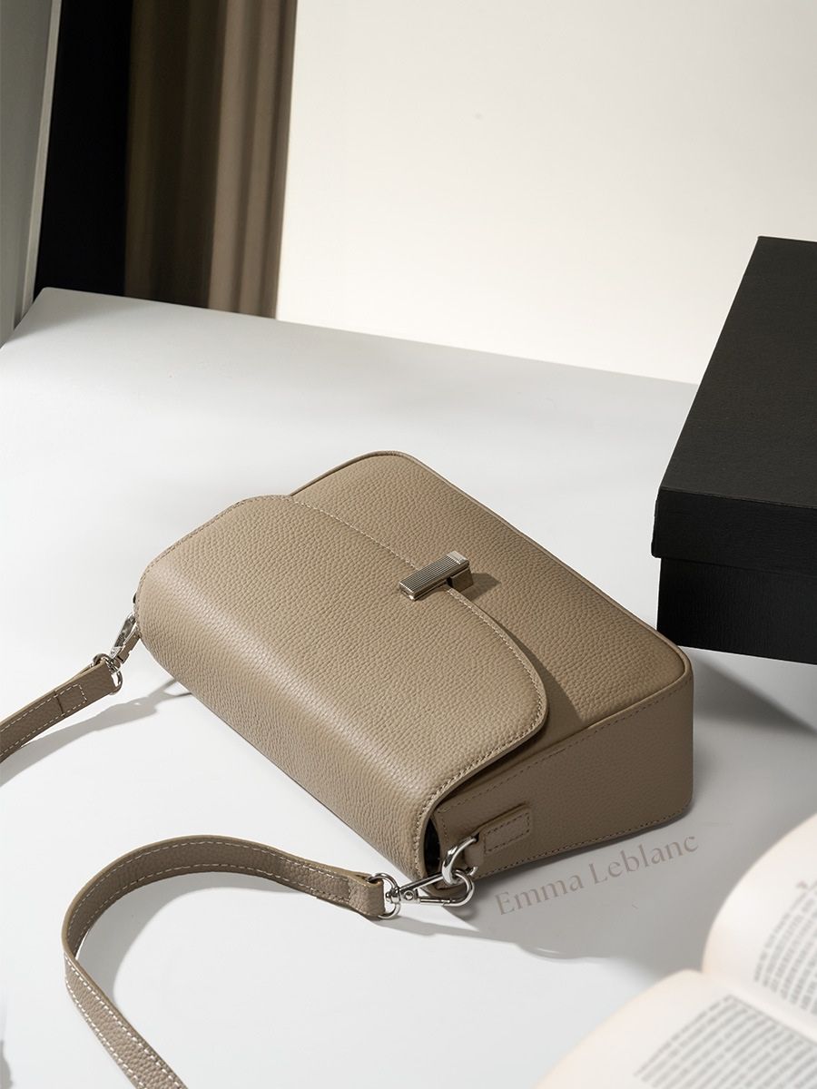 Crossbody Classic Small Genuine Leather Oslo Bag