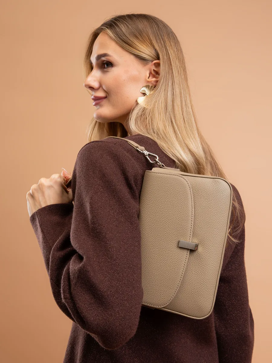 Crossbody Classic Small Genuine Leather Oslo Bag