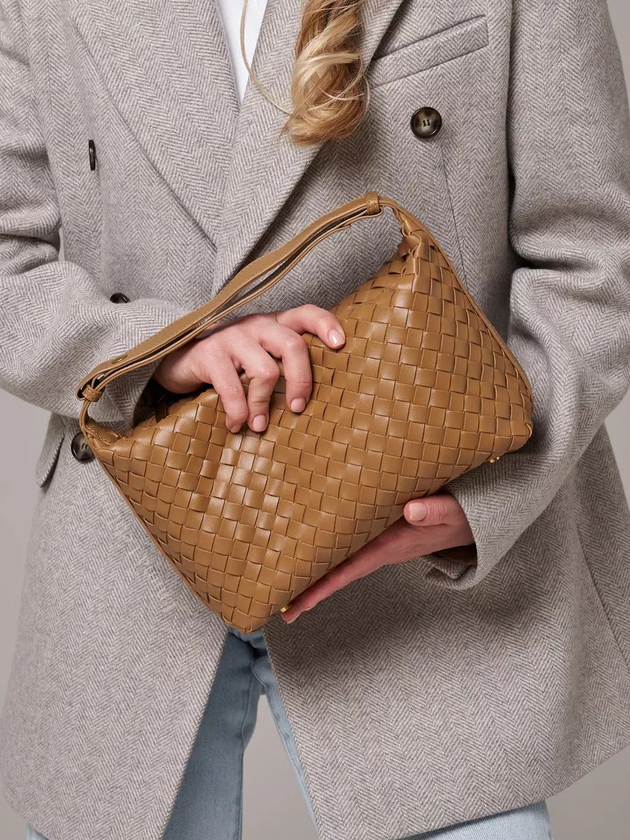 Baguette Woven Ariel Bag