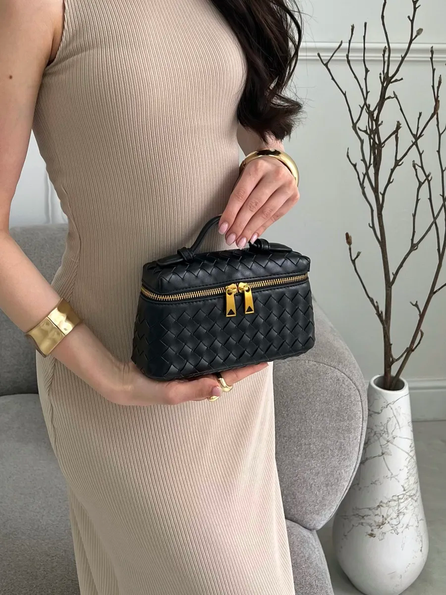 Small Woven Manila Bag