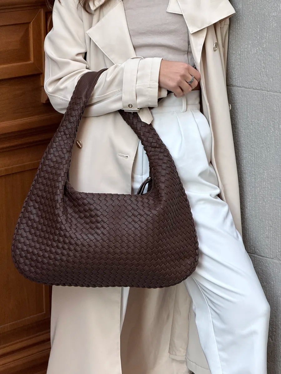 Shoulder Maxi Woven Havana Bag